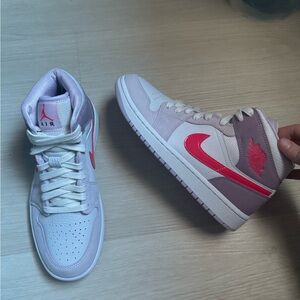 Air jordan 1 mid Valentine’s day women’s US 8.5 pink NEVER WORN BRAND NEW